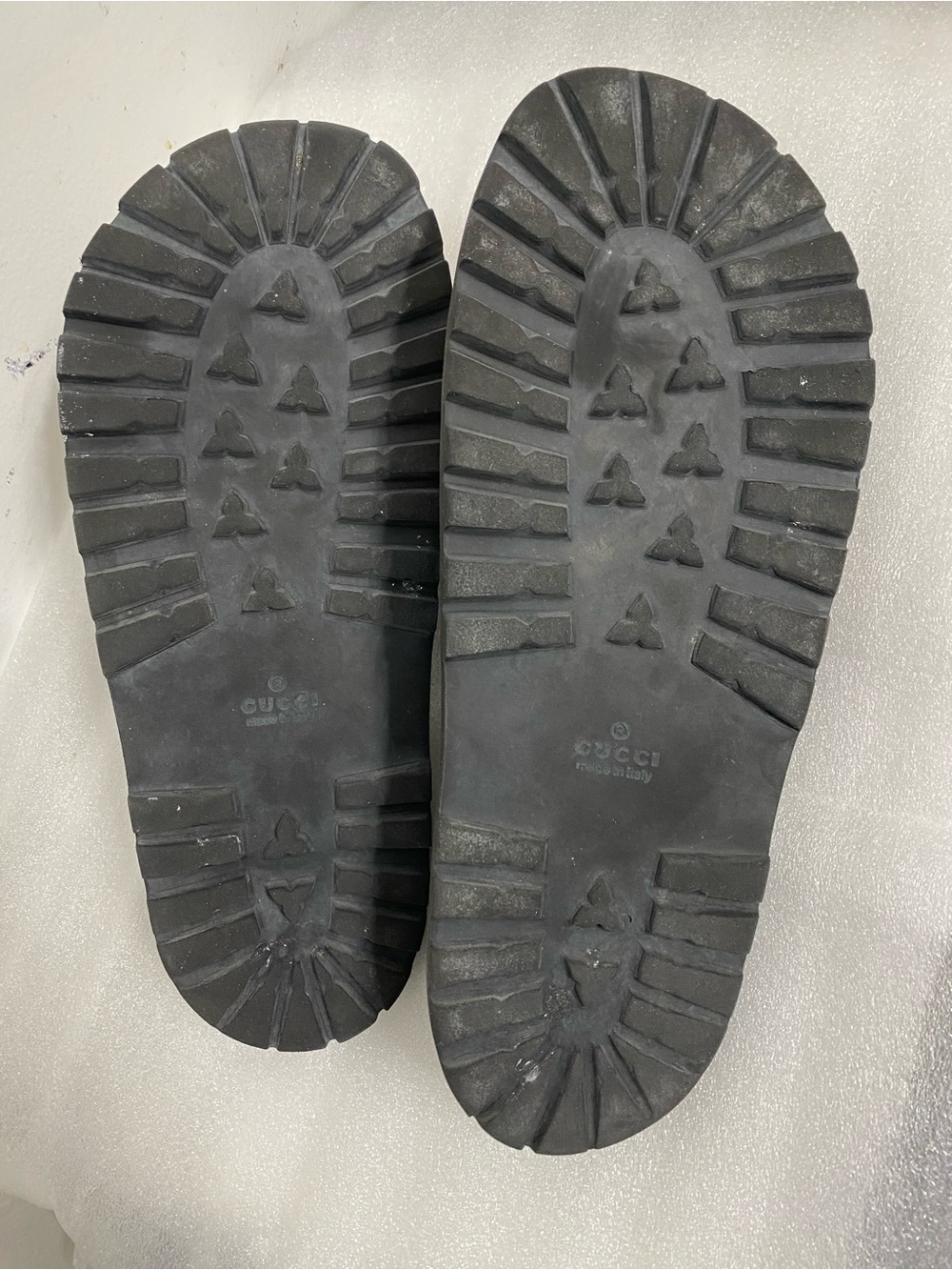 Gucci Web Slide Sandal . Made in Italy Size 11 . Serial number 429468 - Picture 6 of 8